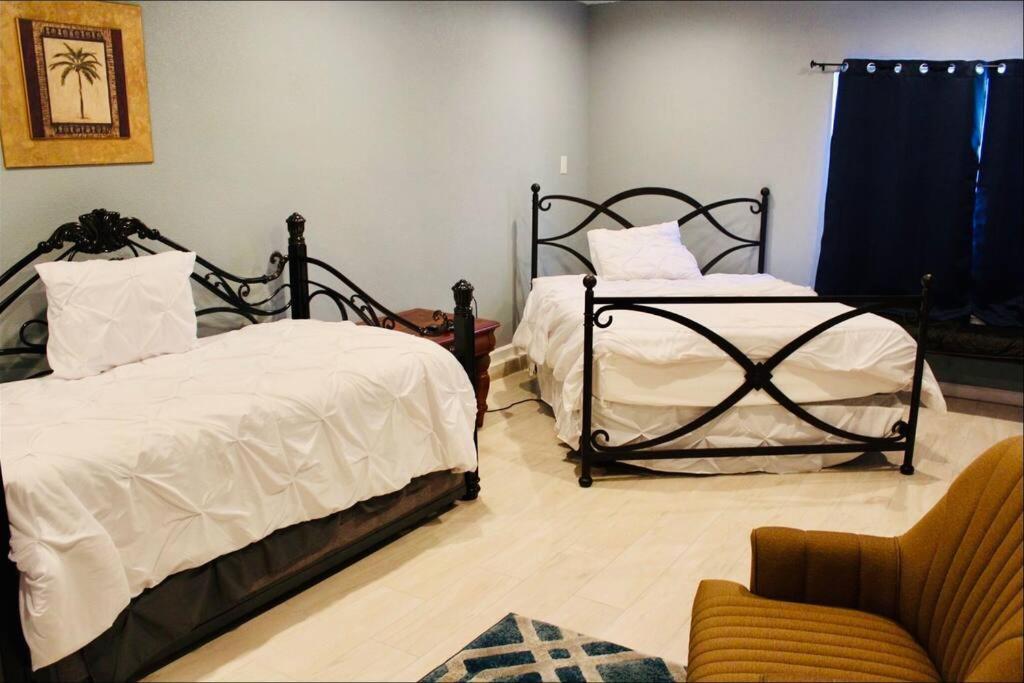 San Antonio Comfort 4 Bedroom 3 Bath Home 5 Mins From Sea World Εξωτερικό φωτογραφία